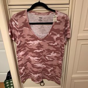 NWT VS Pink Camo V Neck